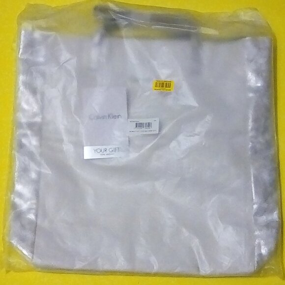 Calvin Klein White & Silver tote purse bag NWT - Picture 6 of 9